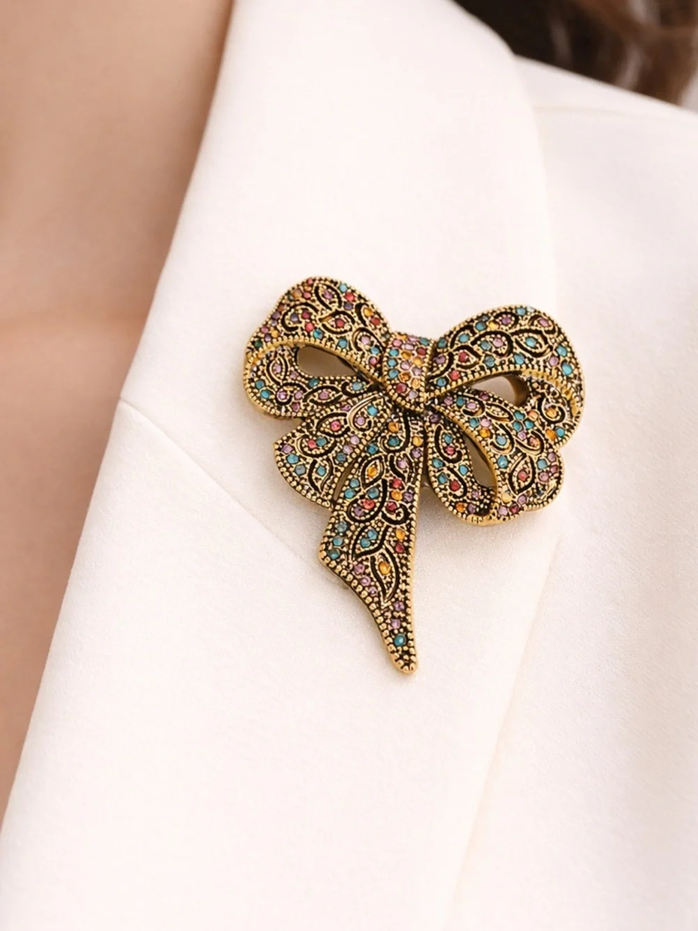 Vintage Style Rhinestone Bow Brooch Multicolor Crystal Gold Tone Statement Pin